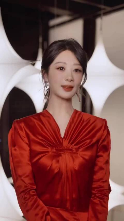 杨紫发视频送祝福