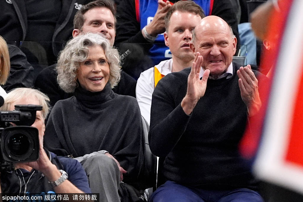 科怀-伦纳德主场31分爆发绝杀 条纹队晋级全美队决赛