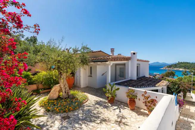 Airbnb爱彼迎发布2026出境游趋势:户外探索、世界杯热潮与达人同款成重要驱动力