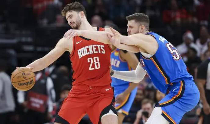 火箭队再遭伤病困扰!客场险胜雷霆，后卫缺阵谢泼德顶替带来惊喜