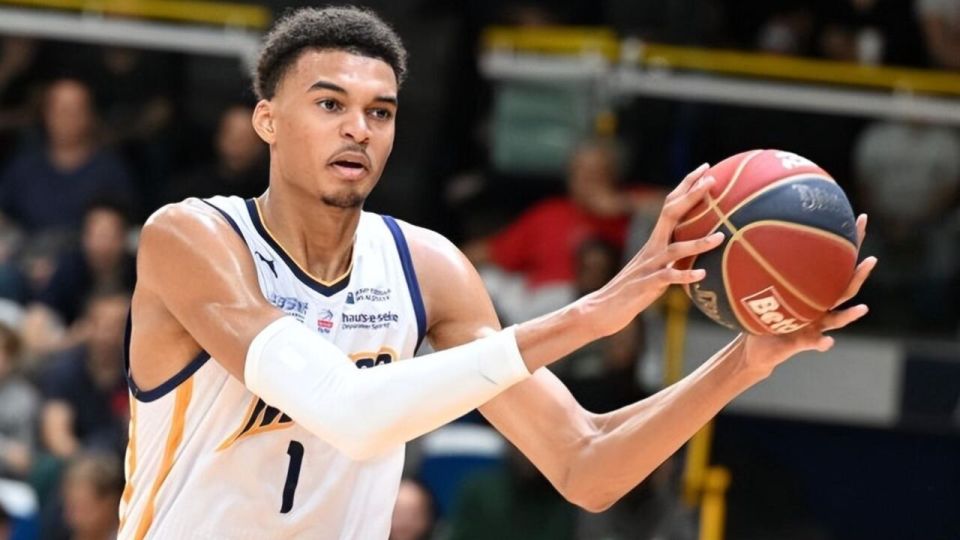 锐评丨全明星的底色是尊重，文班亚马给其他超巨们上了一课