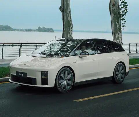 凭实力打脸?2025年销量让人出乎意料的7款新车_ZAKER新闻