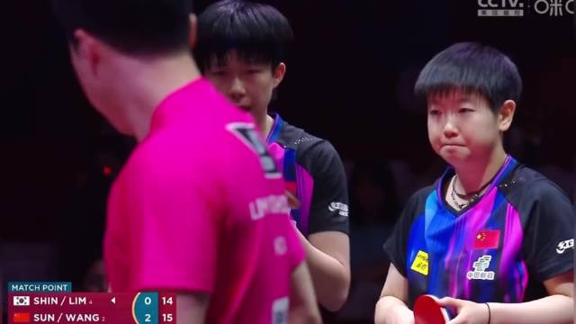 都说楚钦慕强，其实莎莎也是慕强的，两个强大的人在一起，王楚钦孙颖莎