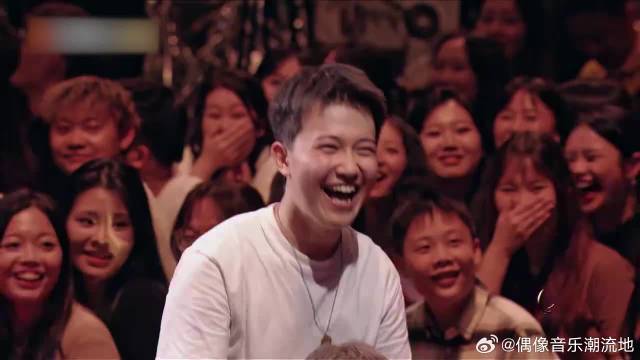 那英被粉丝命令！那姐霸气回应，重新征服粉丝！