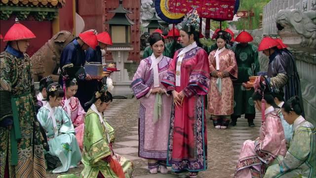 甄嬛传夏常御花园放肆被赐一丈红