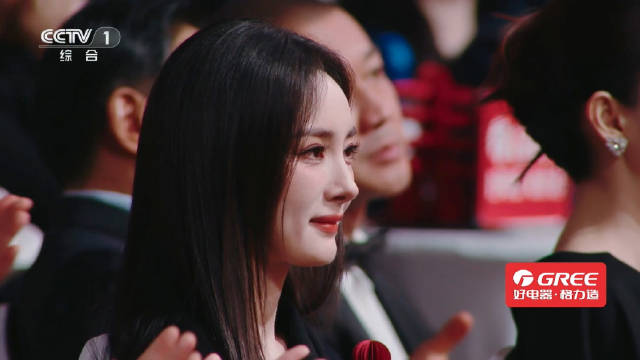 刘家成获CMG年度导演，杨幂现场比心祝贺