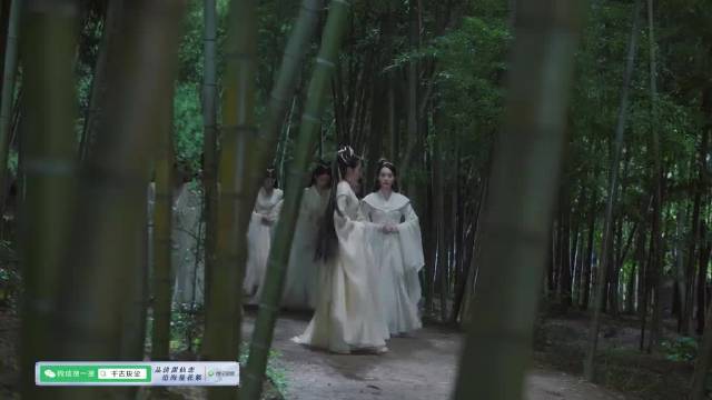 周冬雨李泽锋许凯新剧《千古玦尘》刁蛮公主遭清池宫众人戏弄