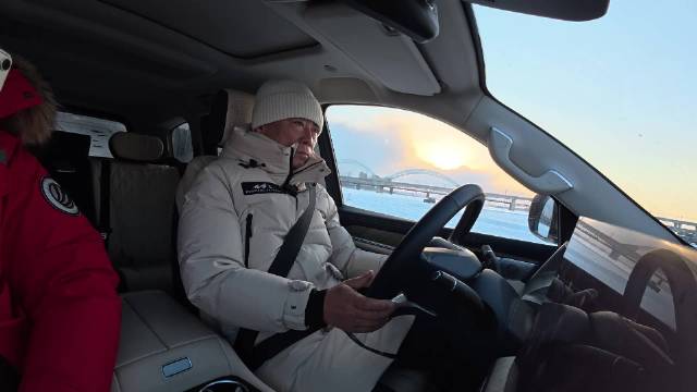 长城汽车坦克500、魏牌高山亮相春晚分会场