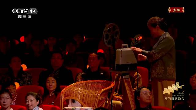 2026央视春晚：张艺谋指导邓超演唱，春晚催泪名场面！