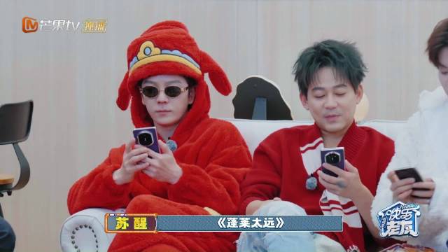 姚政再唱青春歌曲，展现时光沉淀与成长