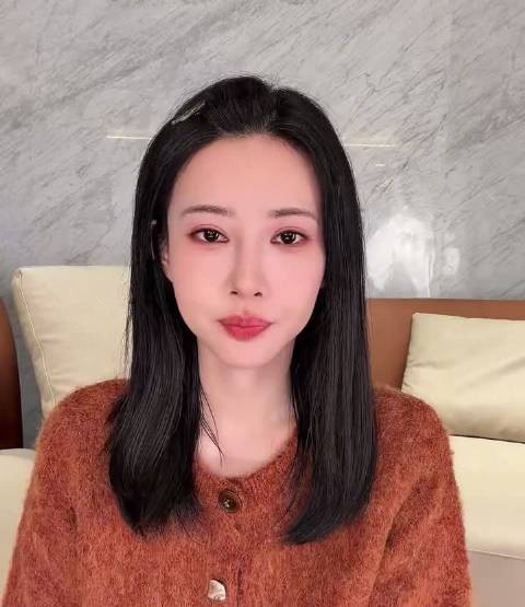 全体起立我们孟姐在看现代戏本子了，我燥候一个2026