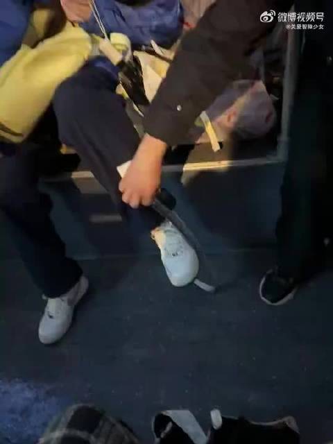 《人在公交车上被带鱼咬的概率不在是0》