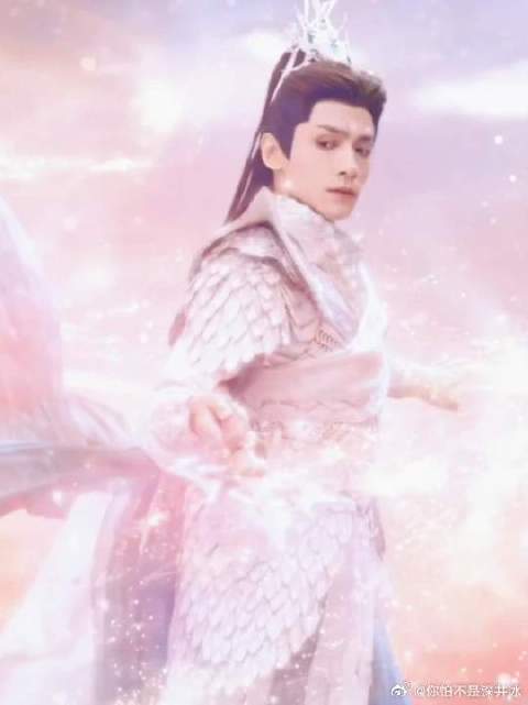 罗云熙 | 白鹿 这最后的一眼，满眼都是遗憾与不甘