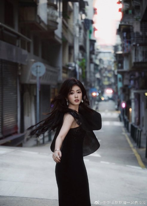 白鹿作为女演员，是如何平衡爱吃饺子和保持身材的？