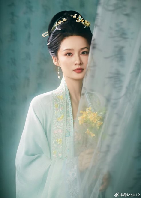 春晚李沁神还原李清照？网友：她就是“千古才女本女”