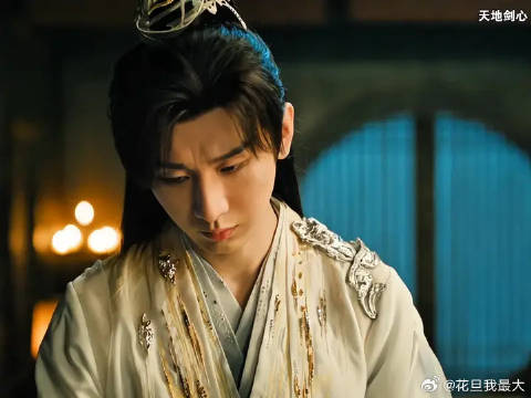 王权富贵明知道小蜘蛛一开始是有目的，却一直把她留身边