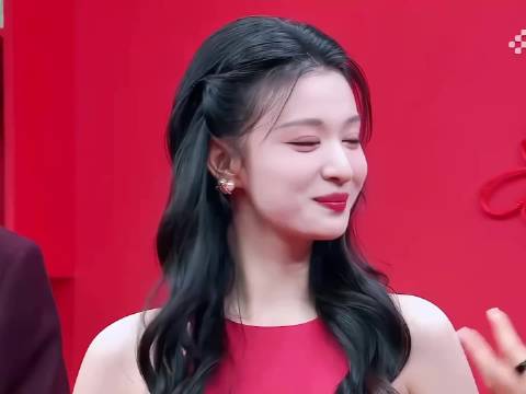 王楚然春晚秀淄博方言拜年