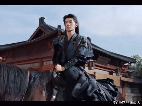 有了光 什么魑魅魍魉都烟消云散了