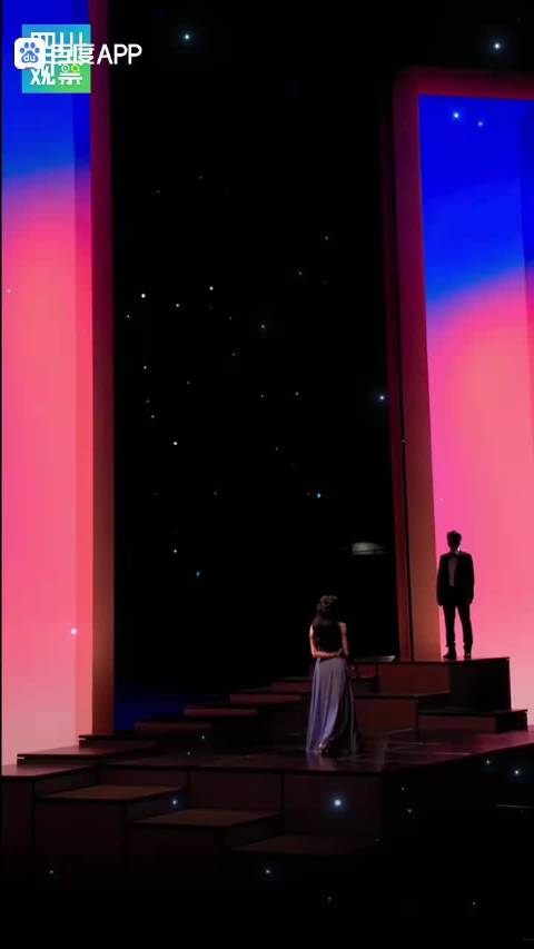 春晚《梦底》刷屏，海来阿木刘浩存表演获赞