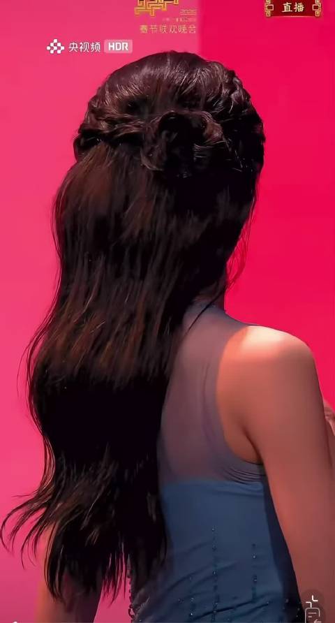 刘浩存这个回眸，真的绝了