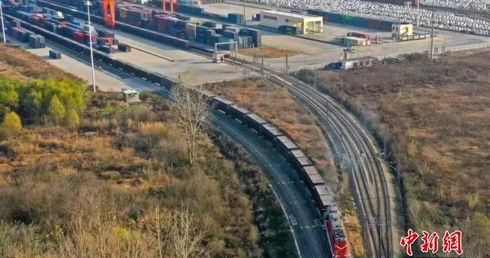 中欧班列（武汉）新春首列发运