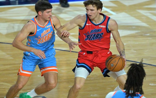 谢泼德：我必须提升的部分是提前的对抗，然后再下手抢断