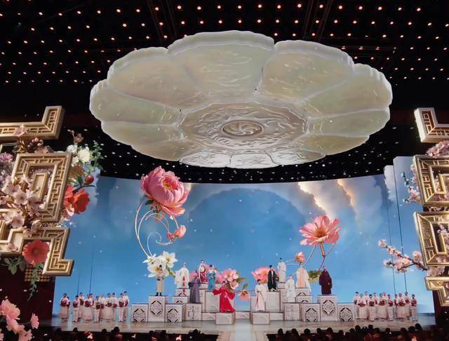 2026春晚四大惊喜,《贺花神》、李健、刘浩存,还有喜剧短剧_节目_唐诗_梦底