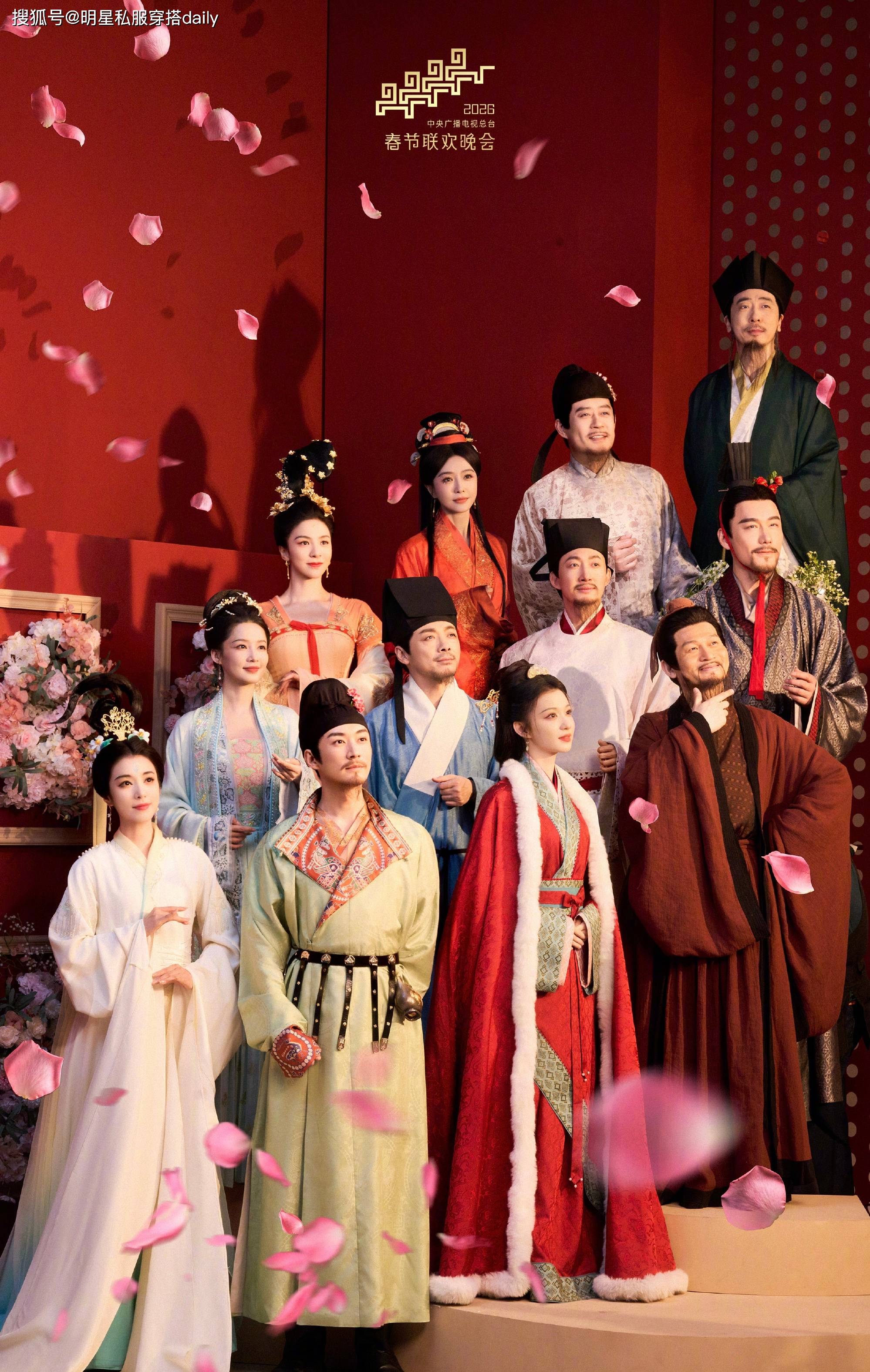 秦岚李沁王楚然春晚美成啥了!古风造型还原度好高啊!