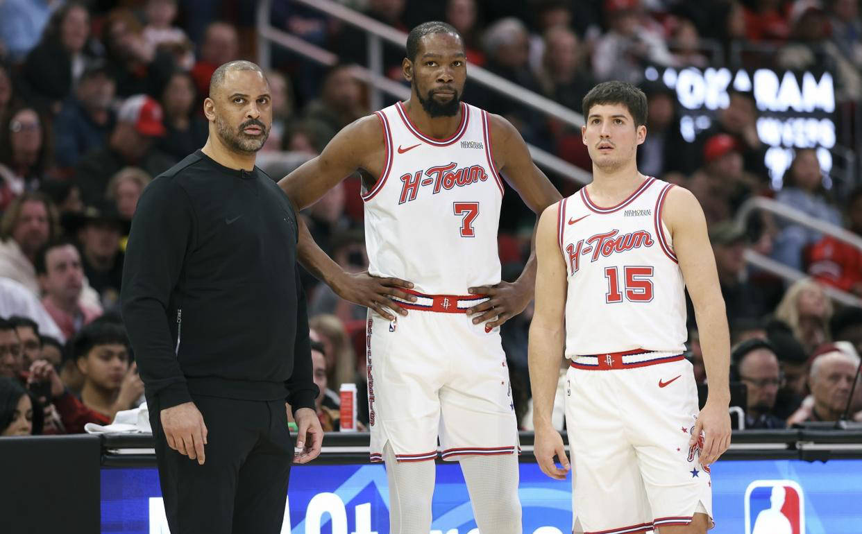 火箭出手大交易!斯通计划5换1锁定国王锋线穆雷,范弗利特或空降休斯顿?