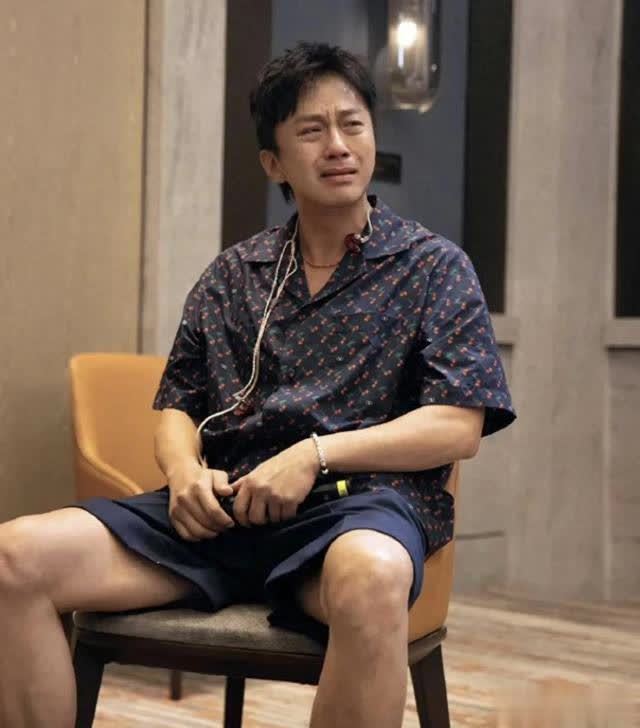 邓超《五哈》收官夜哭成“悲伤蛙”