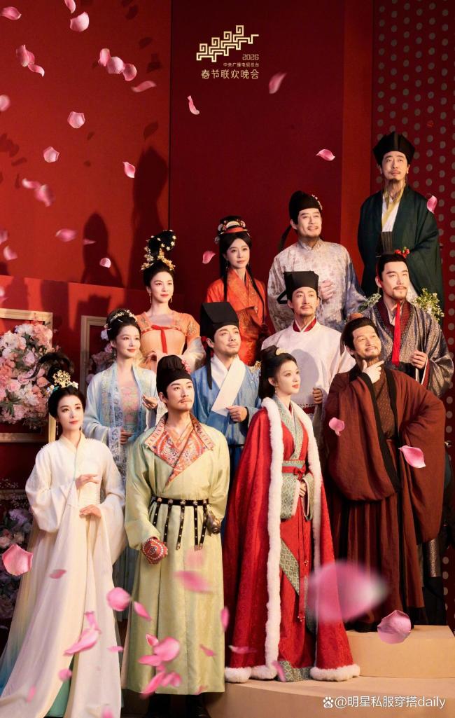 秦岚李沁王楚然美成啥了 古风造型惊艳四射