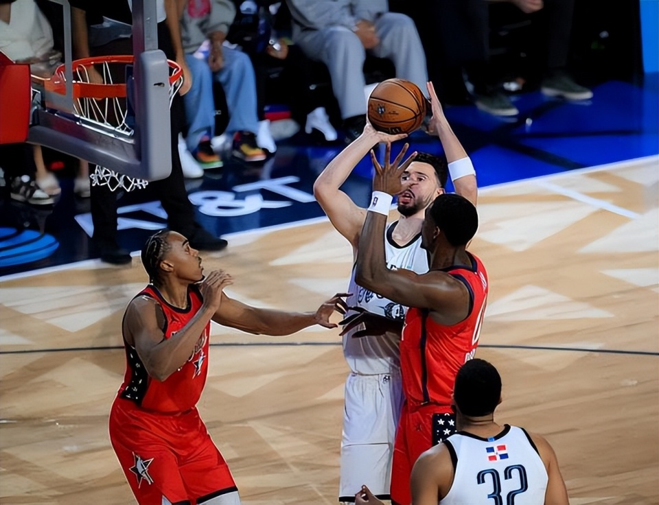 火箭内线球星：现在的联盟没有什么问题，约老师依然是最好的球员