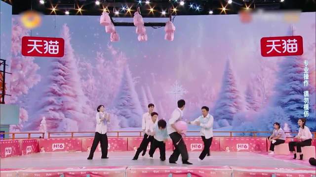 李昀锐手速有多快？直接一个箭步抢到福袋，孟子义都惊了