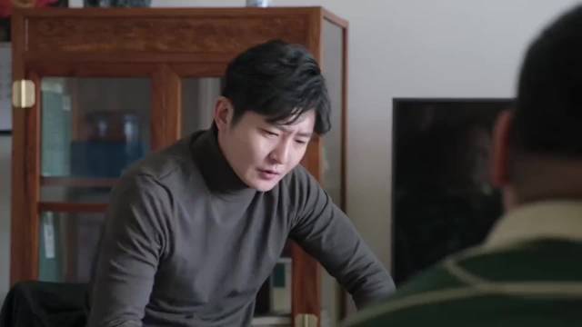 明成和舅舅打架，有这样的舅舅，真是倒了八裴子霉了