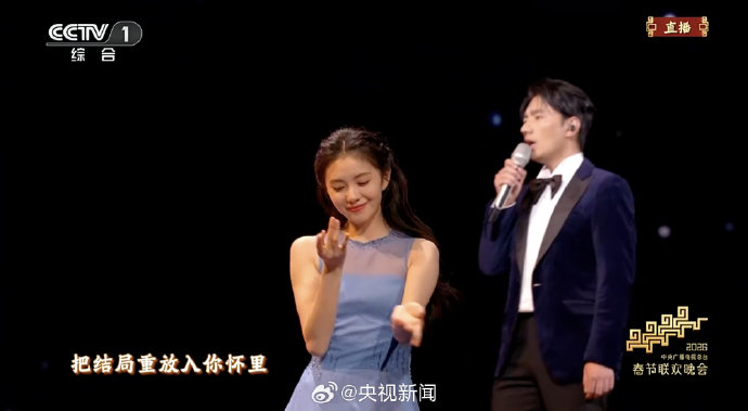 海来阿木在央视春晚上与刘浩存的跨界合作具体如何设计的？