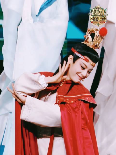 春节学陈丽君造型美美拍照