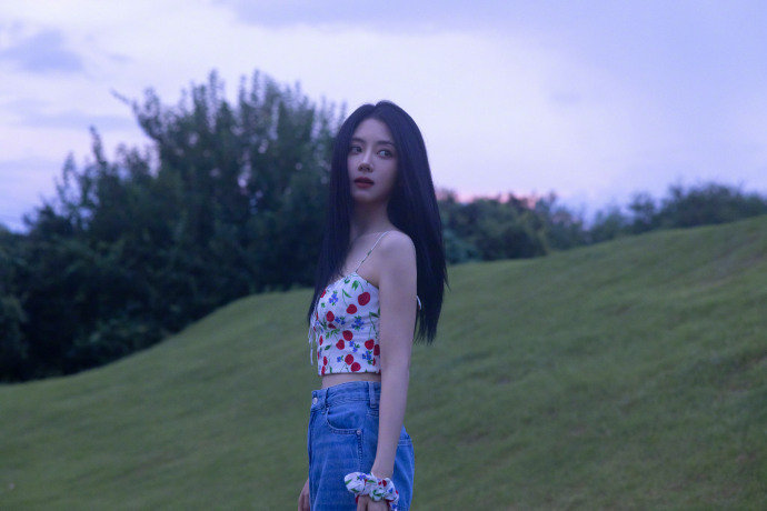 谭松素颜走亲戚的具体行程和细节是怎样的？