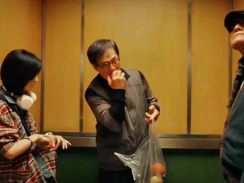 越是没有破绽就越是破绽