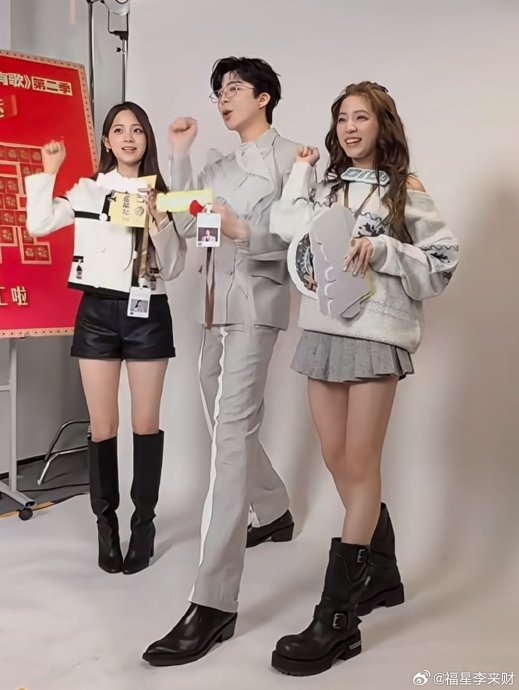 除了零食投喂，欧阳娜娜和刘宇宁日常还有哪些有趣的互动细节？