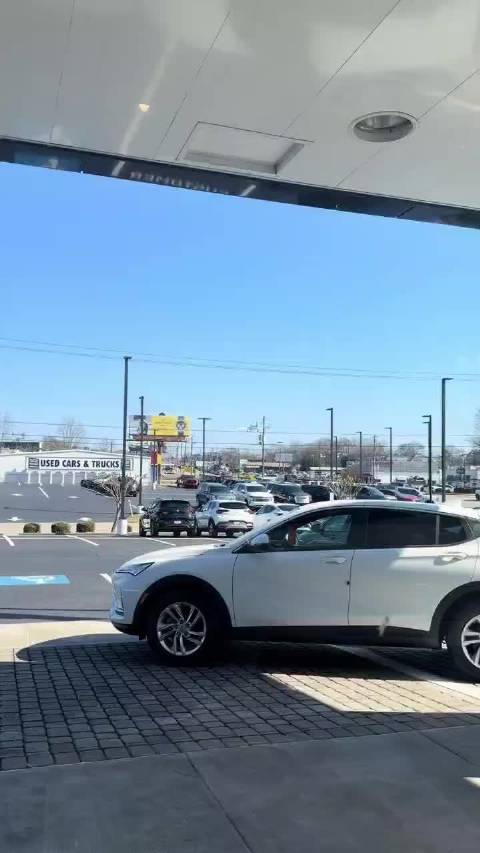 这种情况是走飞机的保险赔吗？