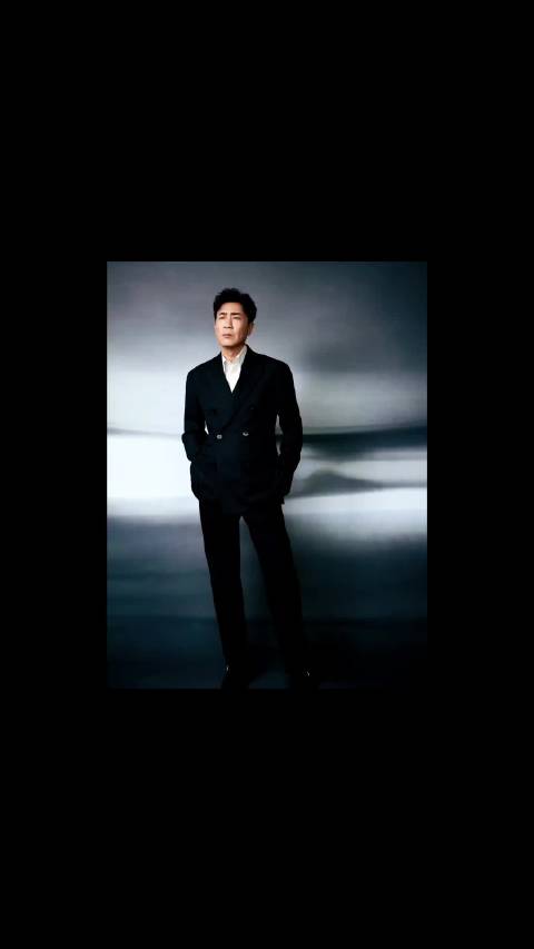 男神帅气又绅士