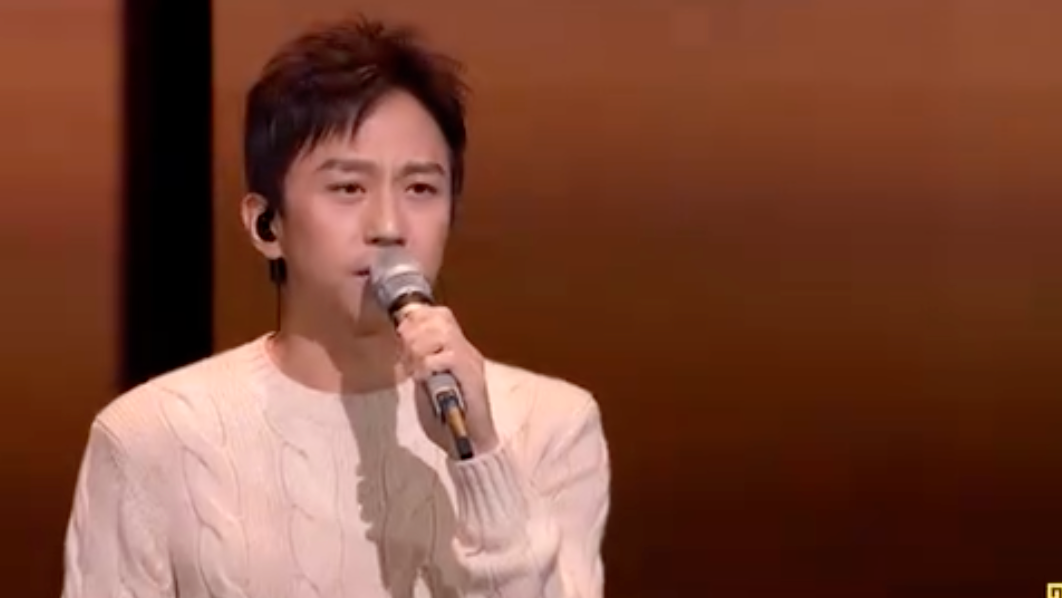 邓超在《人民》撰文:这首歌,必须唱好!