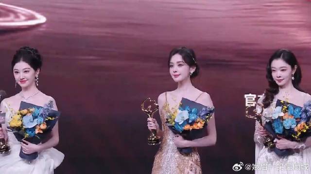 内娱四大神颜！陈妍希、景甜、宋轶、娜扎同台，一个比一个美！