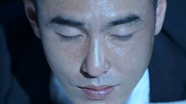 一个人如果在死的前一刻还是笑的，那说明真的没有遗憾了