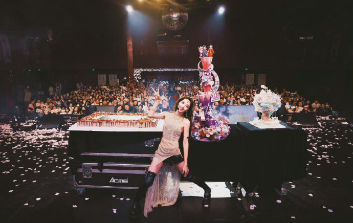 彭小苒当初为何放弃主持人工作转型做演员？