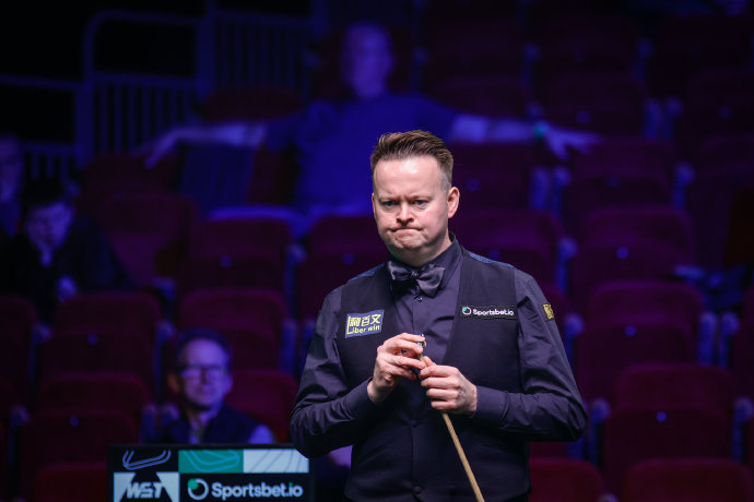 张安达在对阵墨菲时，关键的第四局发生了什么导致被逆转？