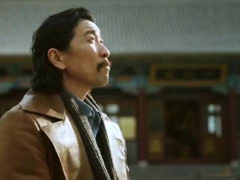 命案犯“洗白”身份成千万老板，却因“嘚瑟弟弟”无意暴露身份