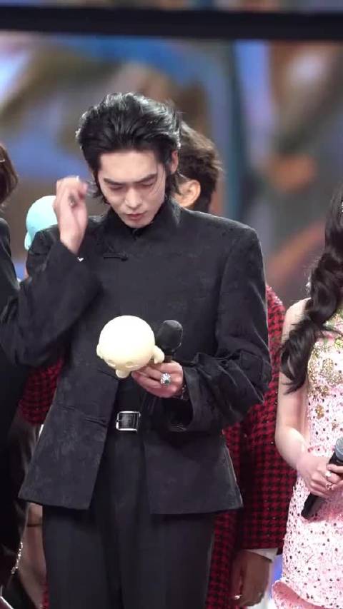 旅途中的绚烂花朵，快门记录美丽瞬间