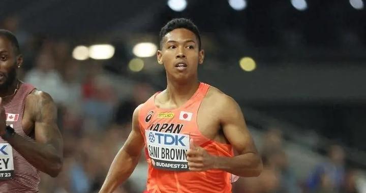 萨尼布朗宣布换教练不再当谢震业师弟 新赛季他还能重返10秒吗？