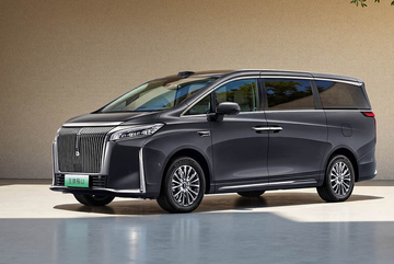 高山8[长城汽车旗下的一款汽车]